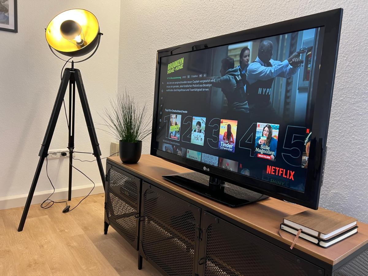 Modernes Haus Fuer 7 Gaeste 90M2 Tv Netflix Wlan Momlingen Exterior photo
